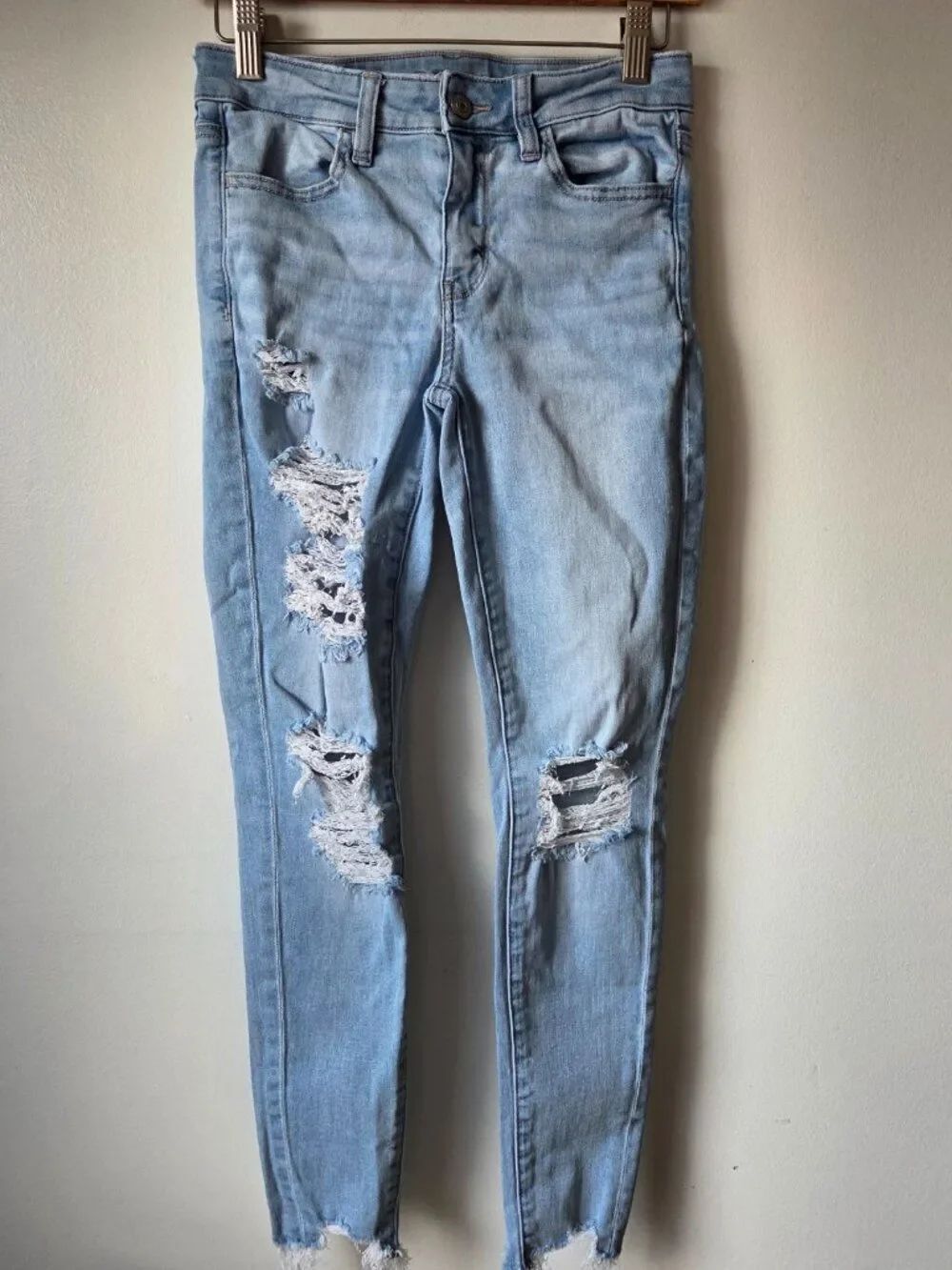EUC AMERICAN EAGLE OUTFITTERS NEXT LEVEL STRETCH JEGGING SIZE 2 SHORT